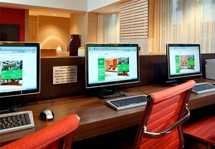 фото отеля Courtyard by Marriott Arlington Rosslyn