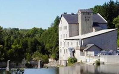 фото отеля Elora Mill Inn & Spa