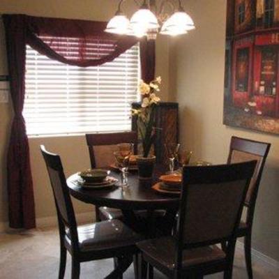 фото отеля Monta Vista Luxury Townhomes