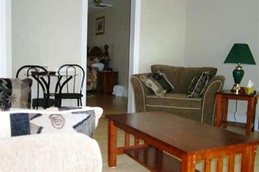 фото отеля A1 Lakeview Bed & Breakfast Halifax