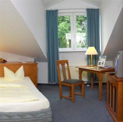 фото отеля Airport Eastern Country Hotel