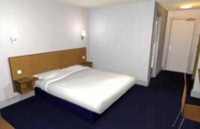 фото отеля Travelodge Barrow in Furness