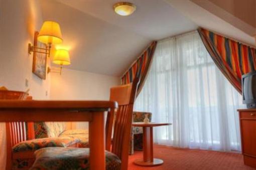 фото отеля Centralhotel Binz
