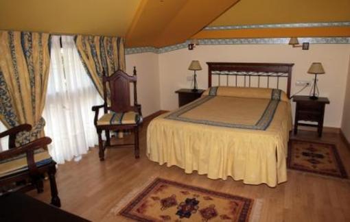фото отеля Hostal Infanta Dona Leonor Villalcazar de Sirga