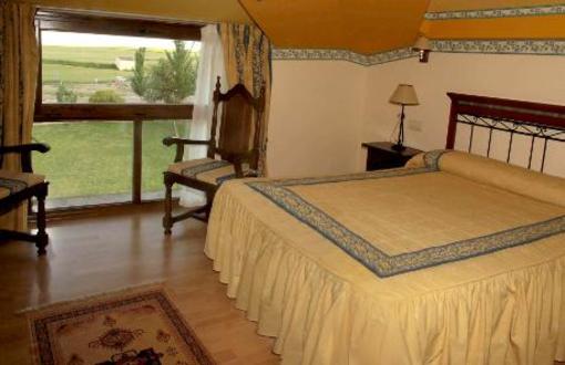 фото отеля Hostal Infanta Dona Leonor Villalcazar de Sirga