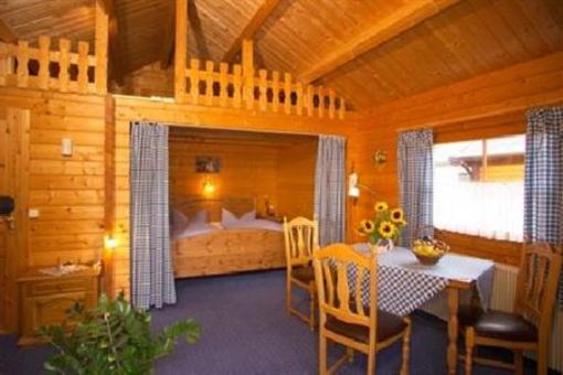 фото отеля Landhotel Kummerower Hof