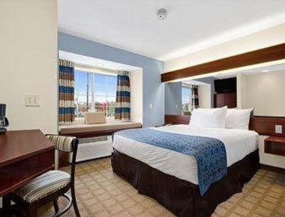 фото отеля Microtel Inn & Suites Greenville