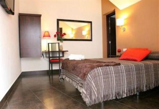фото отеля Hostal Real San Juan del Puerto