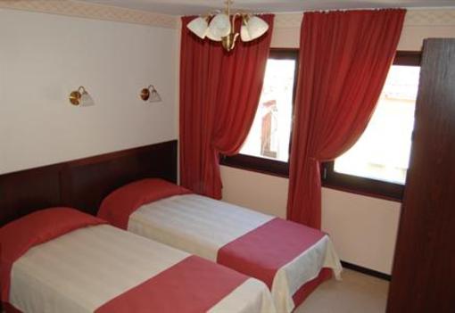 фото отеля House Diona