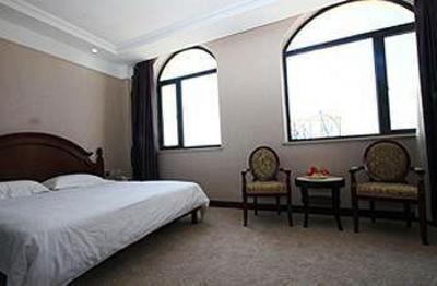 фото отеля Dalian Royal Holiday Inn