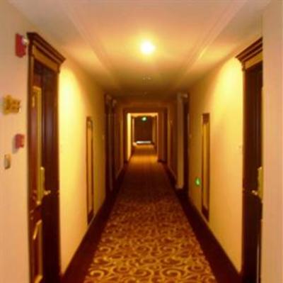 фото отеля Dalian Royal Holiday Inn
