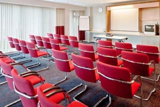 фото отеля Holiday Inn Express Doncaster
