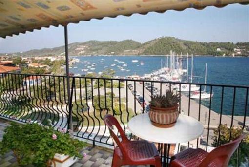 фото отеля Hotel Christina Skiathos Town