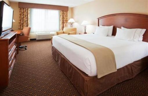 фото отеля Holiday Inn Express Hotel & Suites Mitchell