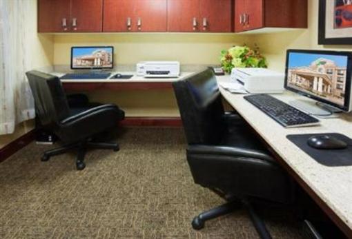 фото отеля Holiday Inn Express Hotel & Suites Mitchell