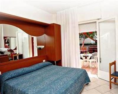 фото отеля Hotel Madison Jesolo