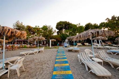 фото отеля Theodorou Beach Hotel
