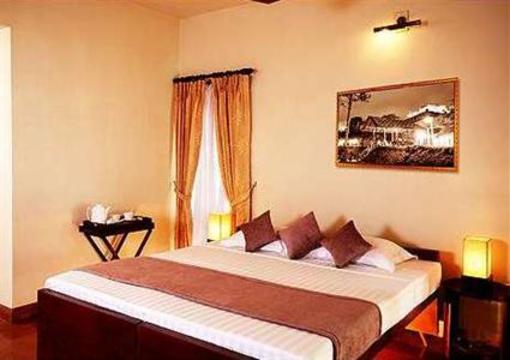 фото отеля Town House Kochi