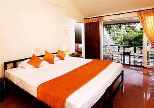 фото отеля Town House Kochi