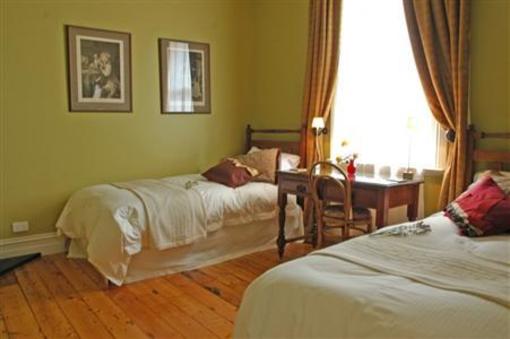 фото отеля Tuckpoint Cottage