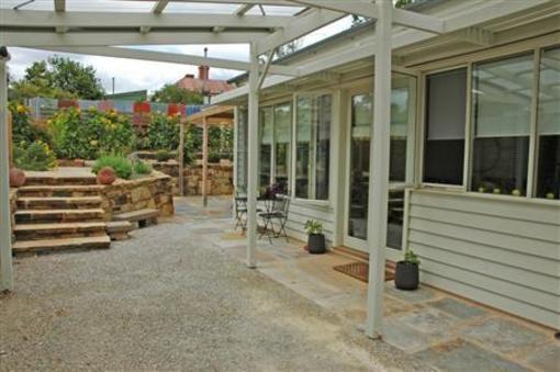 фото отеля Tuckpoint Cottage