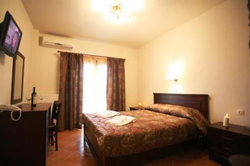 фото отеля Hotel Athina Aridaia