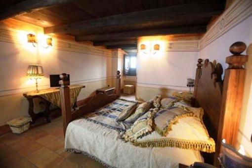 фото отеля Castello di Limatola - Relais Chateau