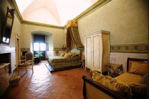 фото отеля Castello di Limatola - Relais Chateau