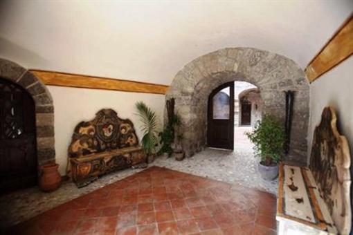 фото отеля Castello di Limatola - Relais Chateau