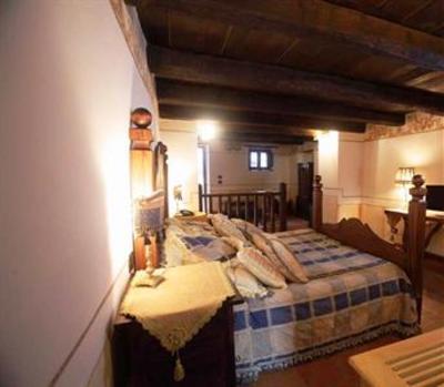 фото отеля Castello di Limatola - Relais Chateau