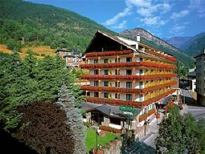 фото отеля Hotel Rutllan
