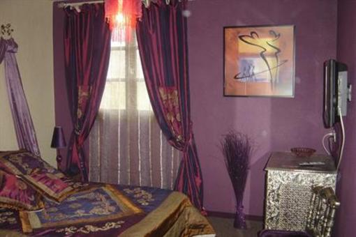 фото отеля Hotel Le Baraton Septeme