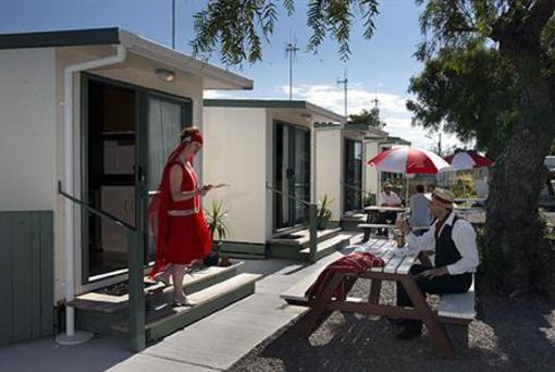 фото отеля Affordable Westshore Holiday Park Napier