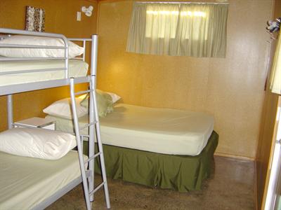 фото отеля Affordable Westshore Holiday Park Napier