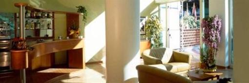 фото отеля Remin Plaza Hotel