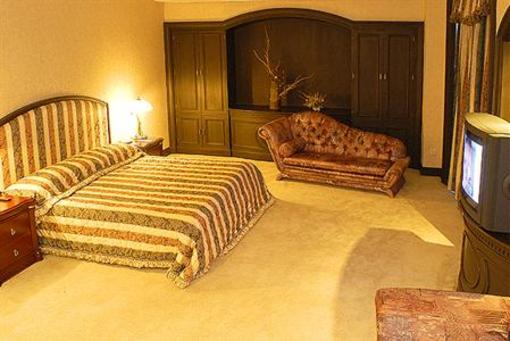фото отеля Tongxiang International Hotel