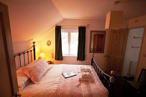 фото отеля The Blacksmith's House Bed and Breakfast Brockenhurst