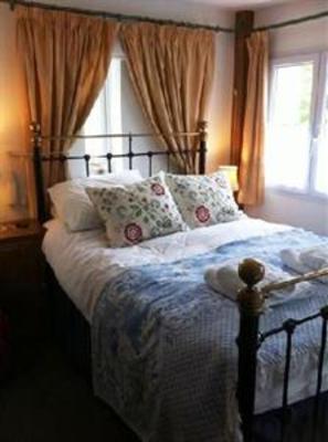 фото отеля The Blacksmith's House Bed and Breakfast Brockenhurst