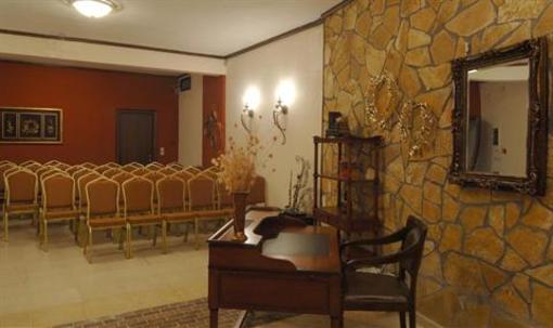 фото отеля Atrion Highland Hotel