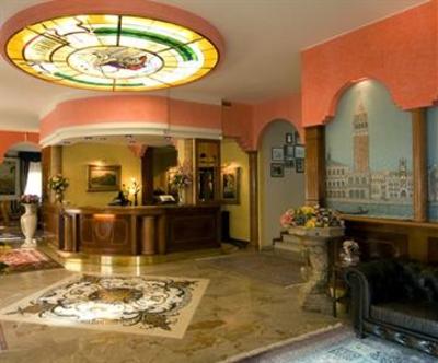 фото отеля Hotel Napoleon Lido di Jesolo