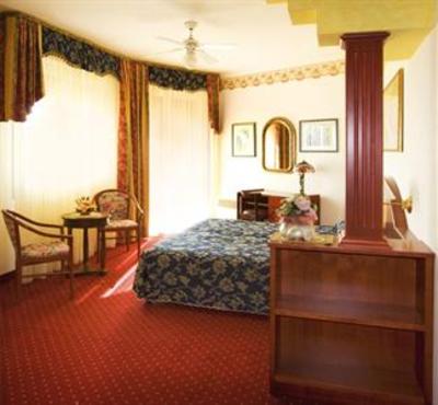фото отеля Hotel Napoleon Lido di Jesolo