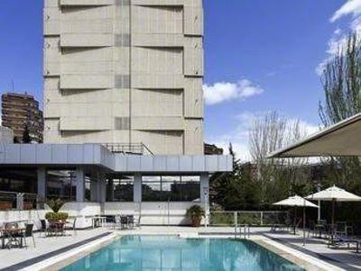 фото отеля Novotel Madrid Puente de la Paz