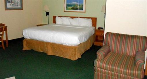 фото отеля AmericInn Lodge & Suites Oscoda _ AuSable River