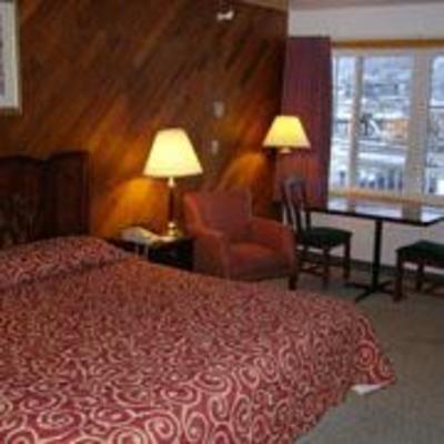 фото отеля Breakwater Inn