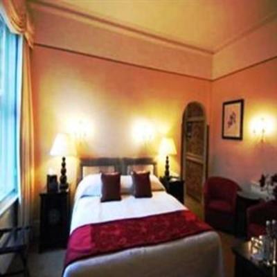 фото отеля Montagu Arms Hotel