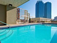 Holiday Inn Express Hotel Vancouver Metrotown