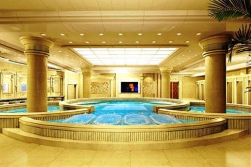фото отеля Century Crown Hotel