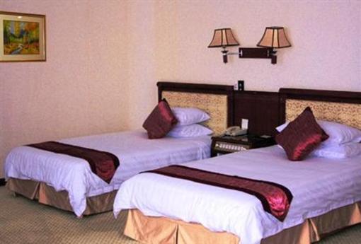 фото отеля Century Crown Hotel