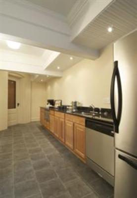 фото отеля Grand Center Guesthouse Saint Louis