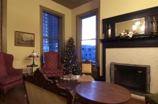 фото отеля Grand Center Guesthouse Saint Louis